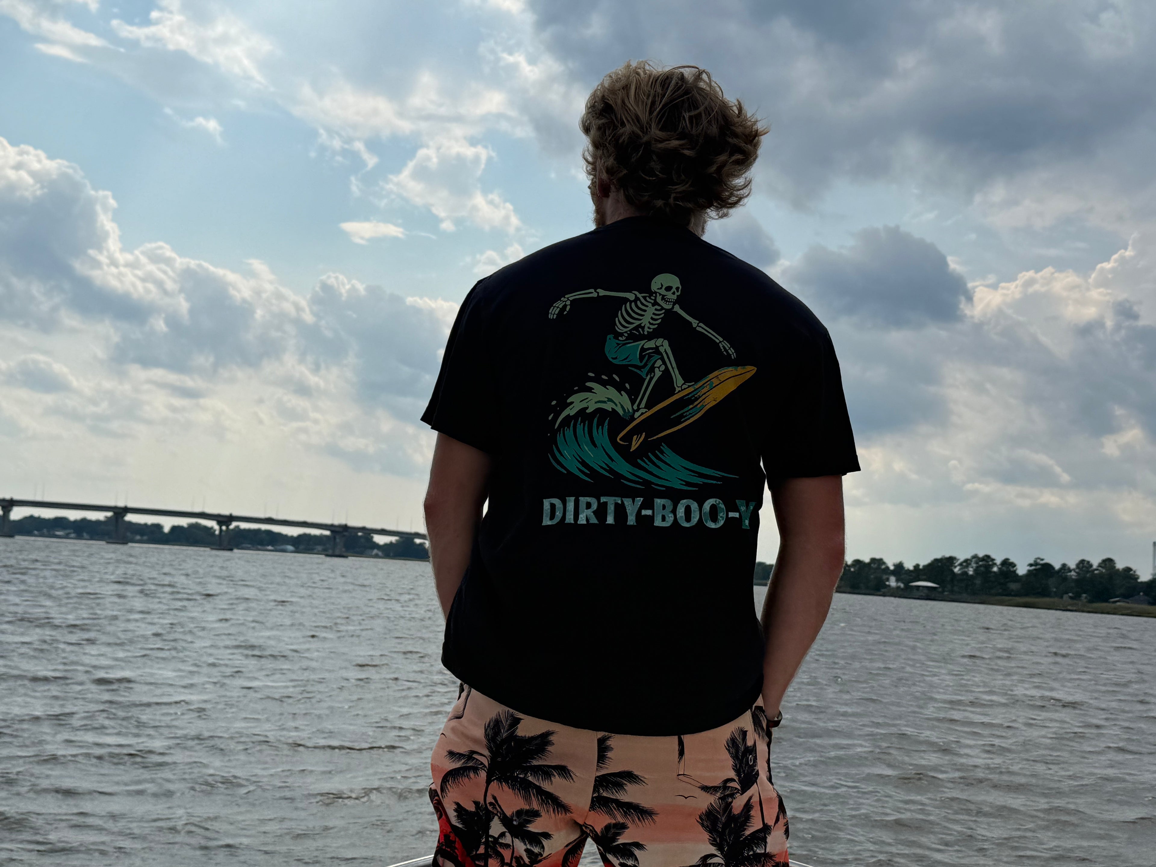 Dirty-Boo-Y Skeleton Surfer Tee - Black
