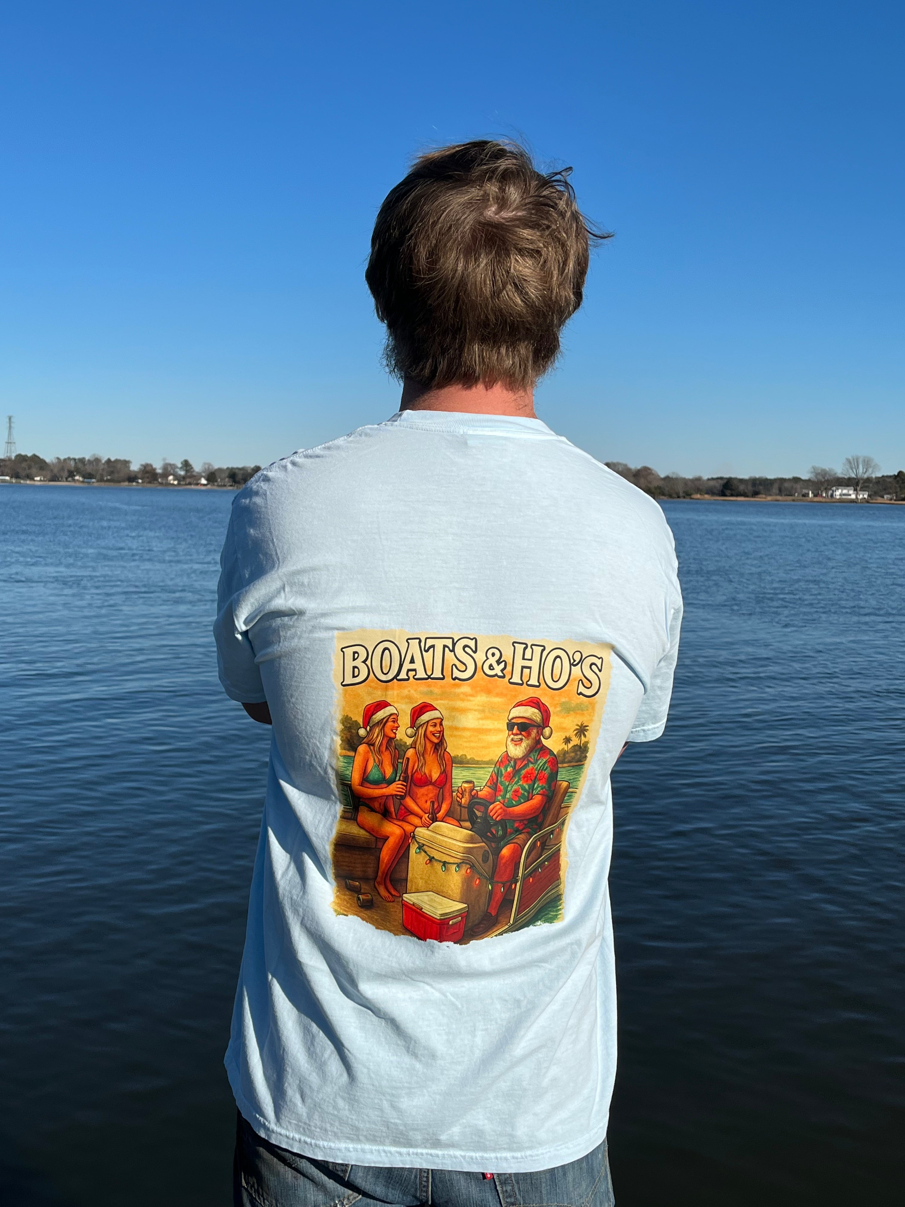 Boats & Ho’s Christmas T-Shirt – Coastal Holiday Graphic Tee